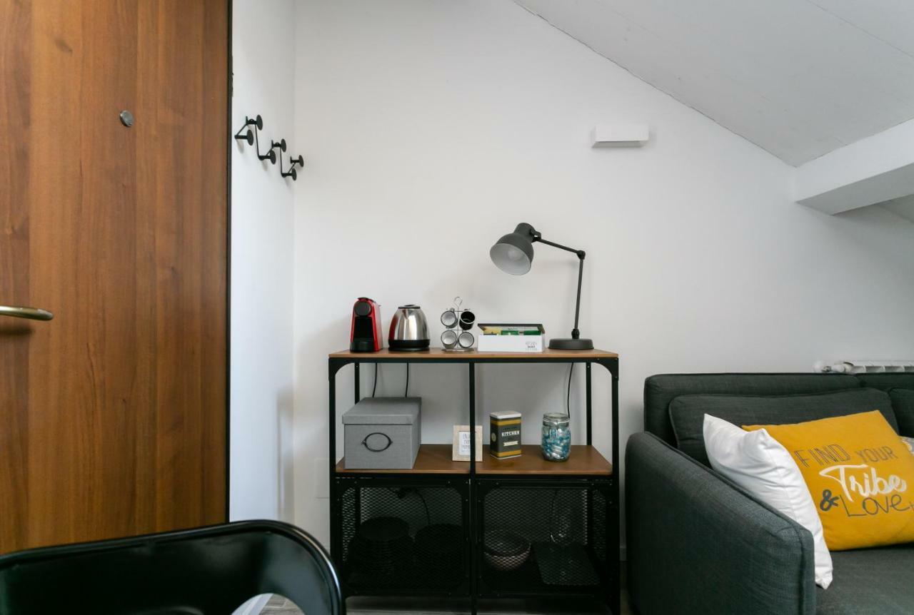 Milano Apartments Darsena Bagian luar foto