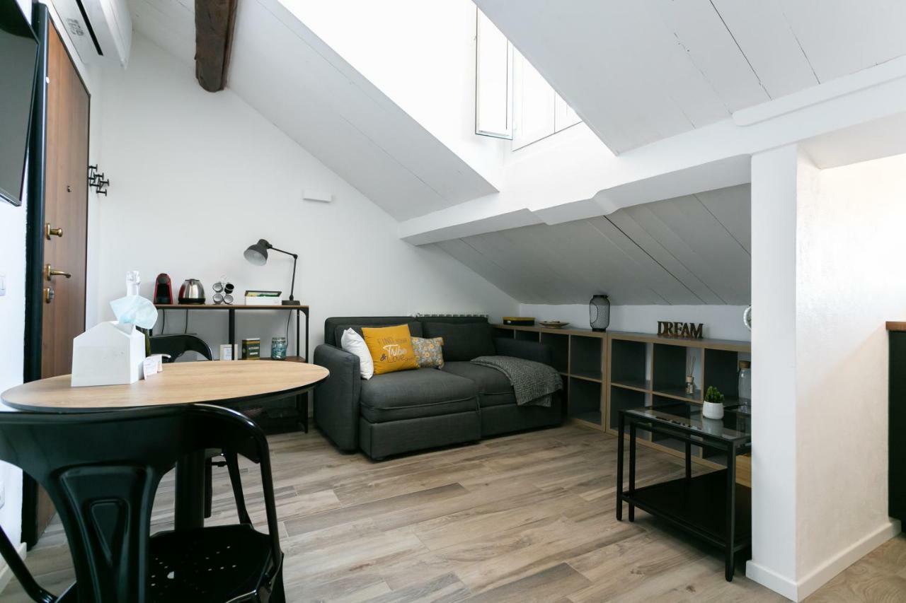 Milano Apartments Darsena Bagian luar foto